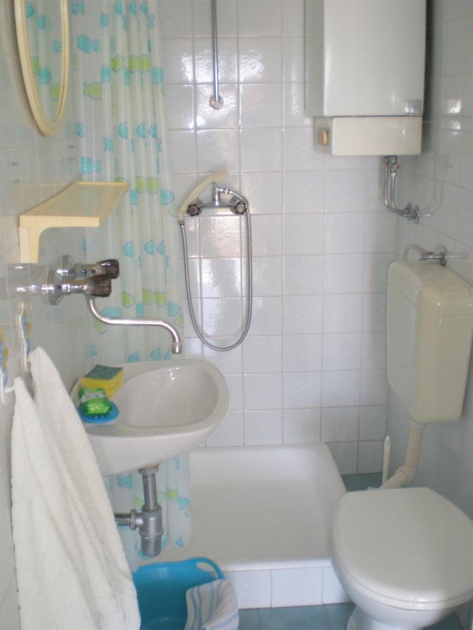Apartments And Room Milka-Jere Primosten Ngoại thất bức ảnh