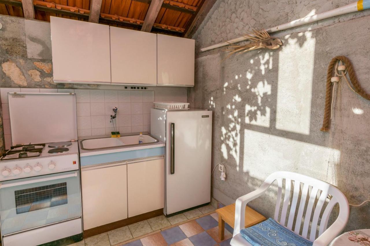 Apartments And Room Milka-Jere Primosten Ngoại thất bức ảnh